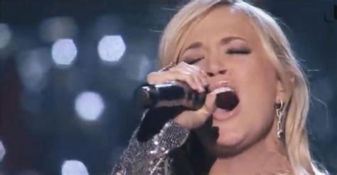 how great thou art lyrics carrie underwood why do we sing it at christmas time